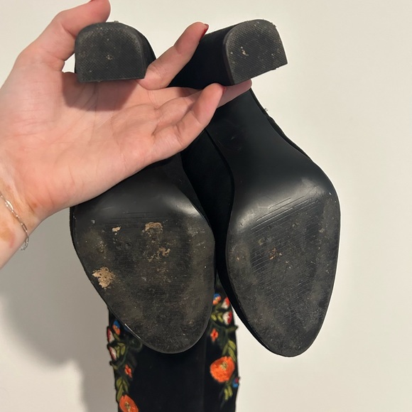 STEVE MADDEN lightly worn knee high embroidered boots - Picture 6 of 8